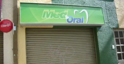 CONSULTORIO ODONTOLOGICO ESPECIALIZADO MED & ORAL CONSULTORIO ODONTOLOGICO ESPECIALIZADO MED & ORAL